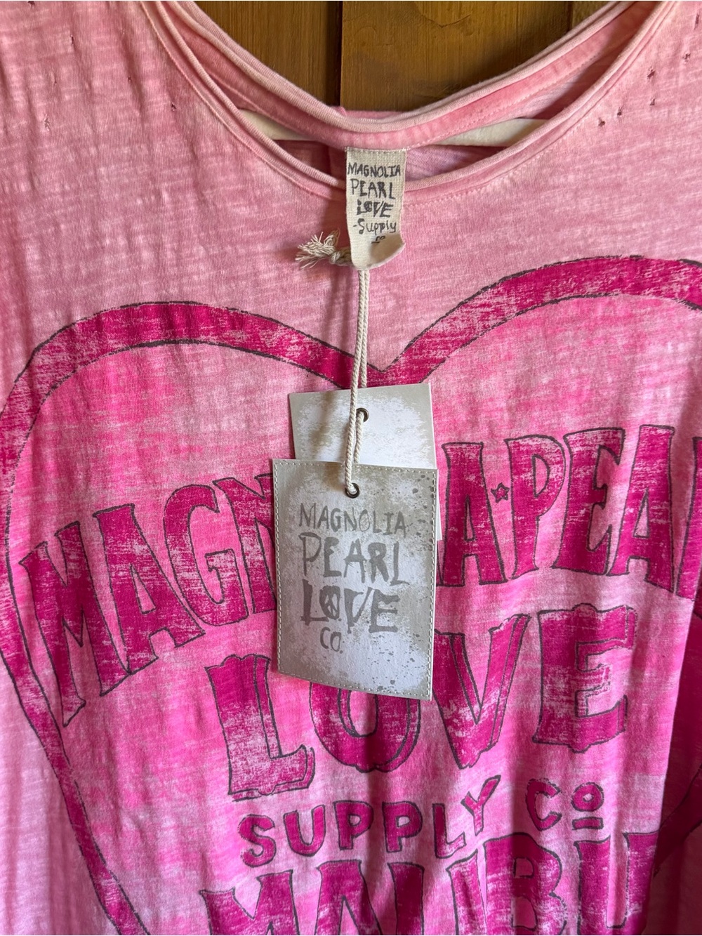 Pearl Magnolia Malibu Tee soft pink & hot New never worn W/Magnolia Tag only O/S - Picture 8 of 9